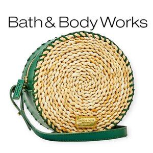 Bath & Body Works Round Woven Crossbody Bag Green Trim Summer Beach Purse NWT